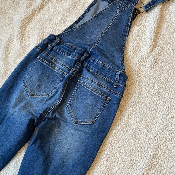 Fun Overalls - Picture 3 of 3